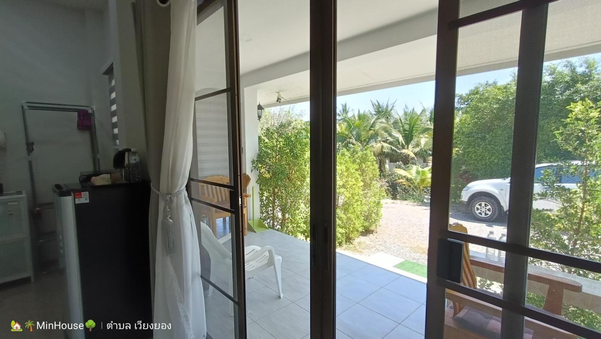 Min House Hotel Lamphun Buitenkant foto