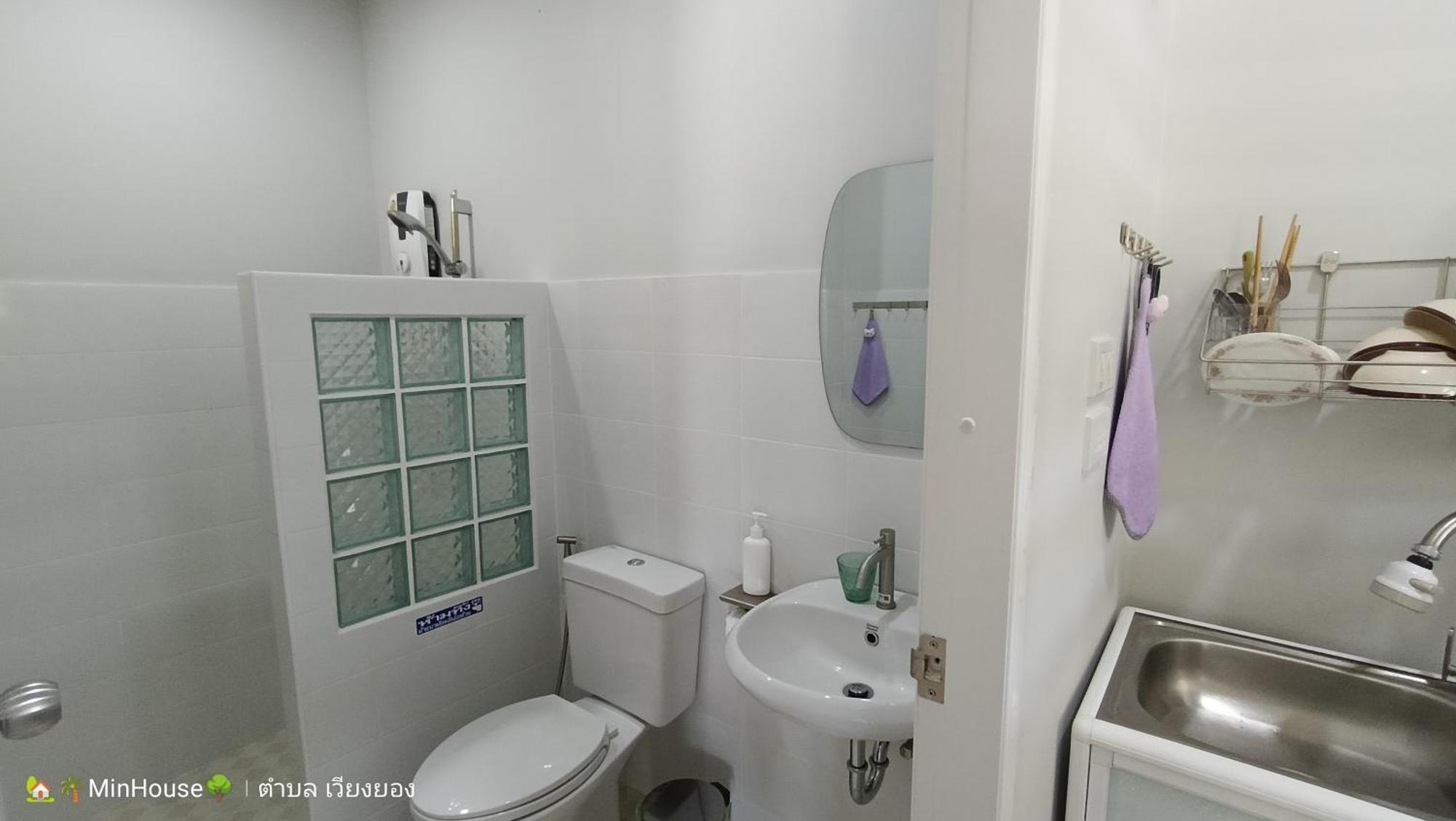 Min House Hotel Lamphun Buitenkant foto
