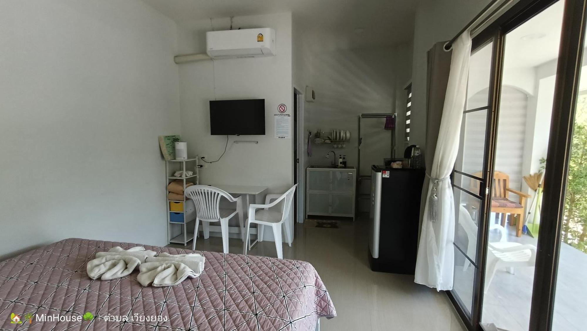 Min House Hotel Lamphun Buitenkant foto