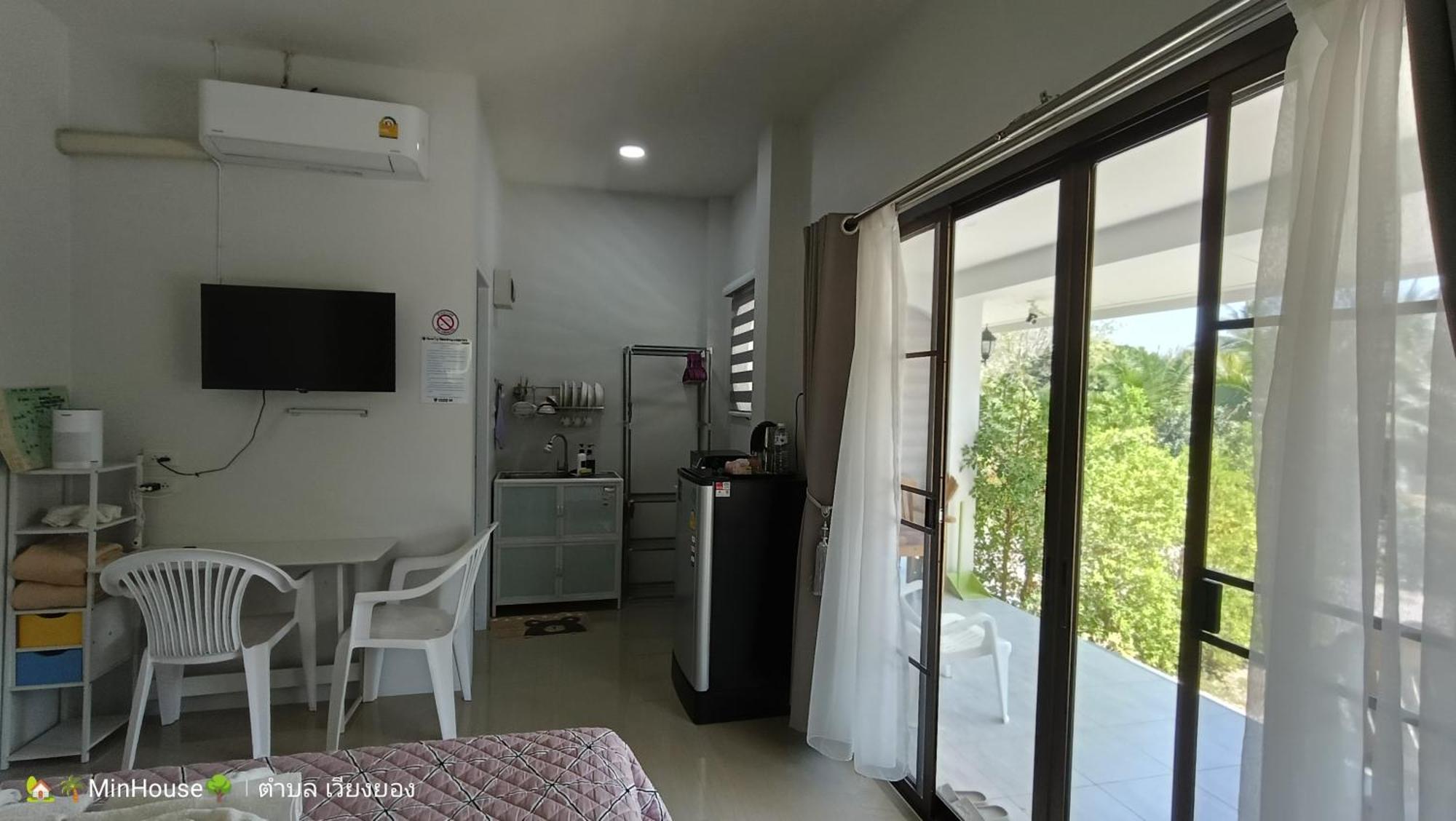 Min House Hotel Lamphun Buitenkant foto