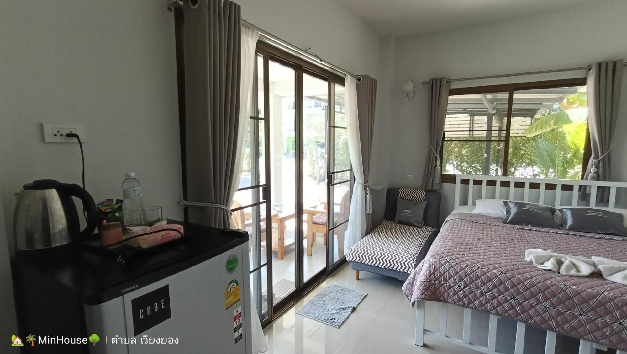 Min House Hotel Lamphun Buitenkant foto